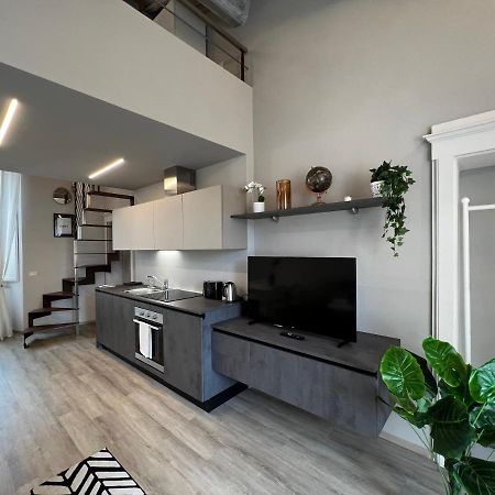 Kami-Central Beautiful Apartment Over The Roofs 锡耶纳 外观 照片